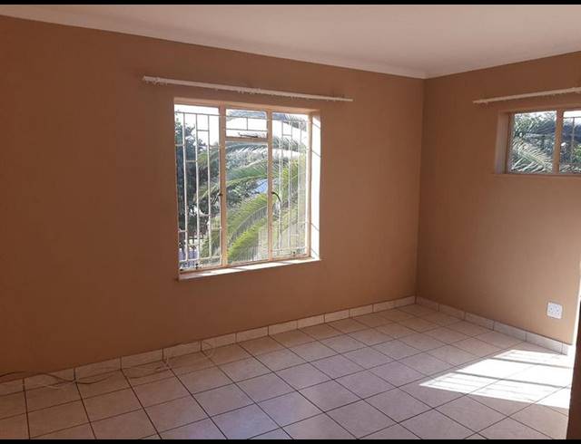 3 BEDROOM HOUSE FOR SALE IN KWAGGASRAND